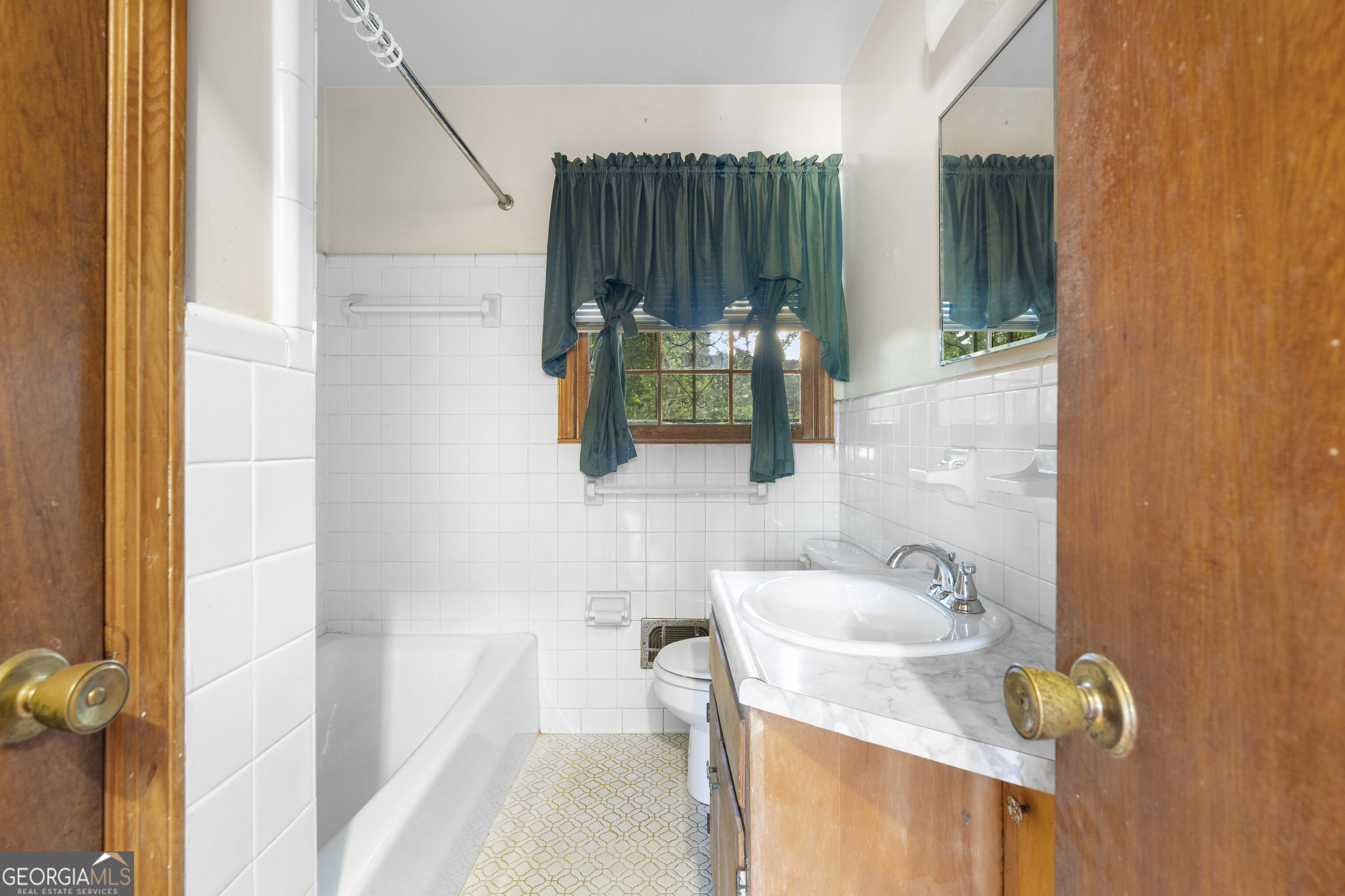 111 Irvin Street Property Photo 16