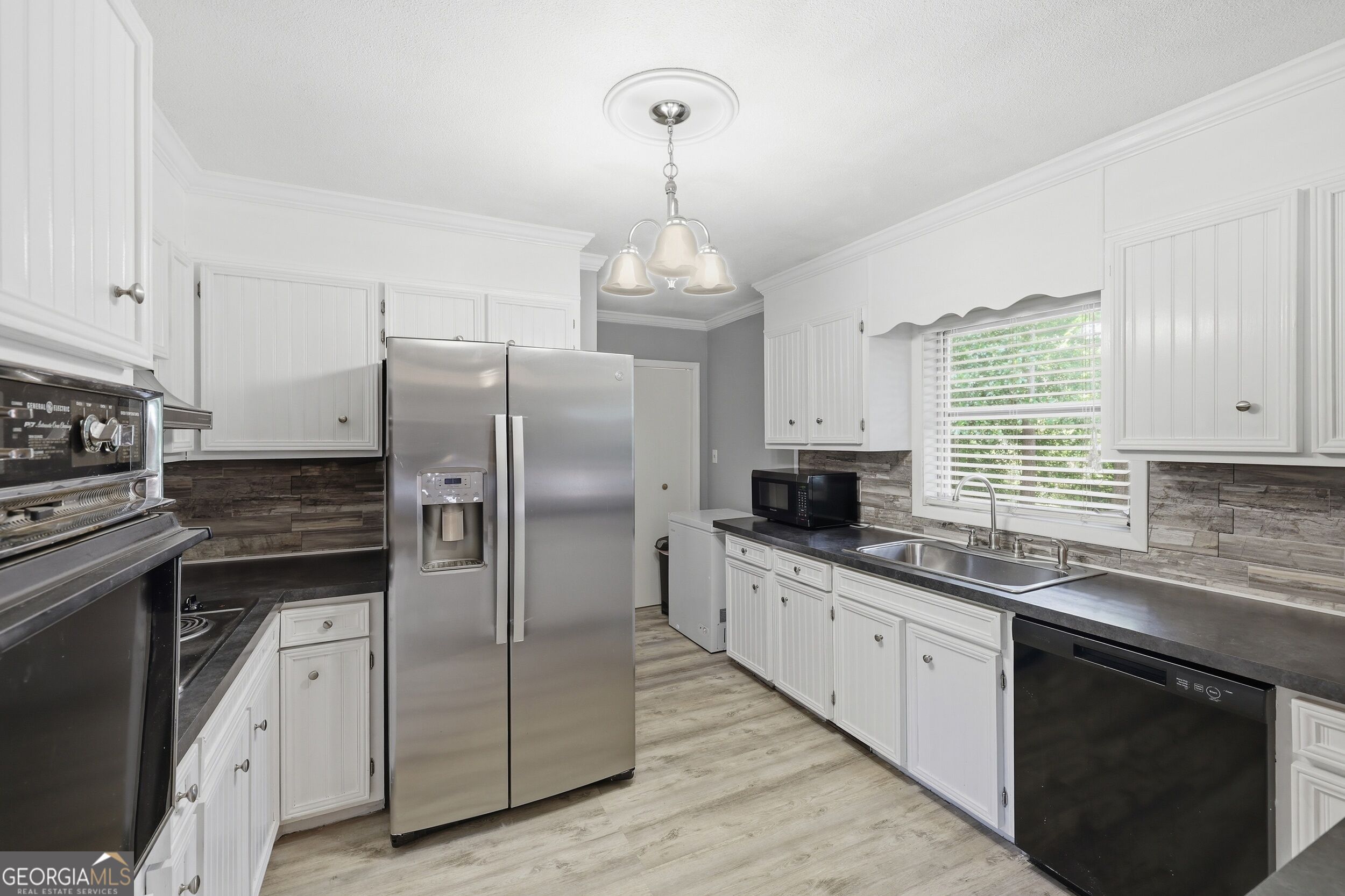 30 Rosedale Street Property Photo 9