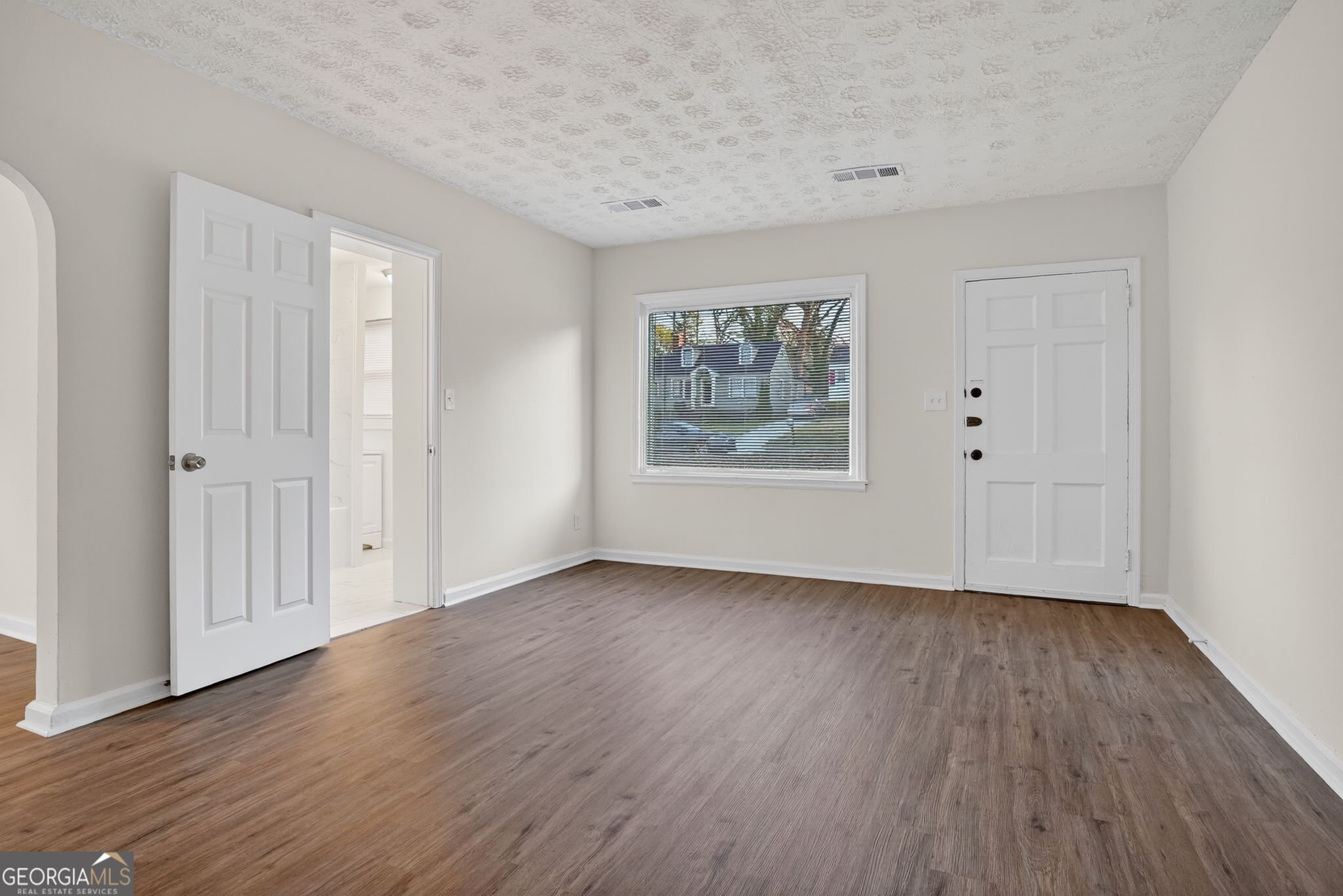 1439 Westboro Drive Sw Property Photo 2