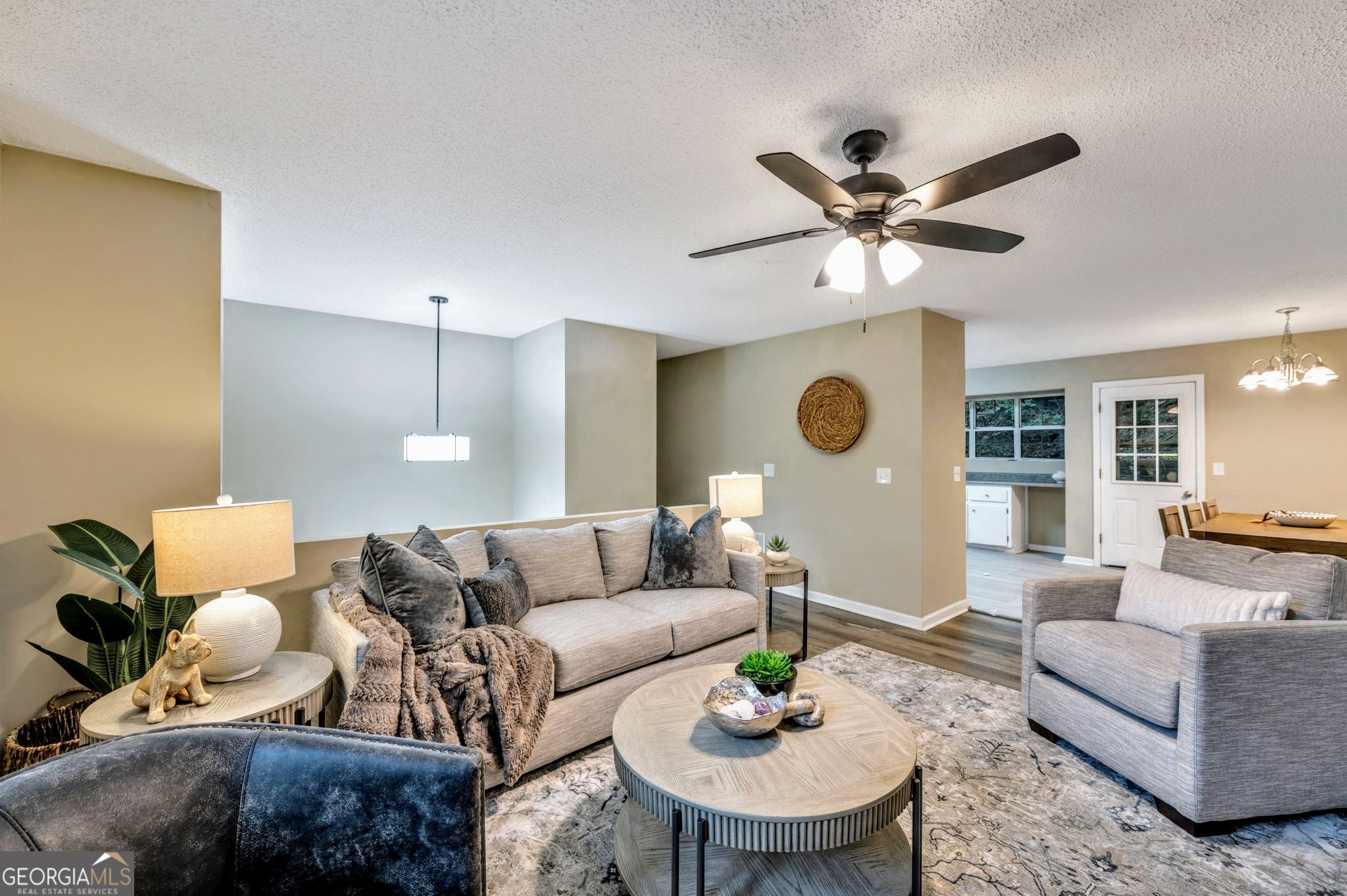 221 Remington Lane Property Photo 3