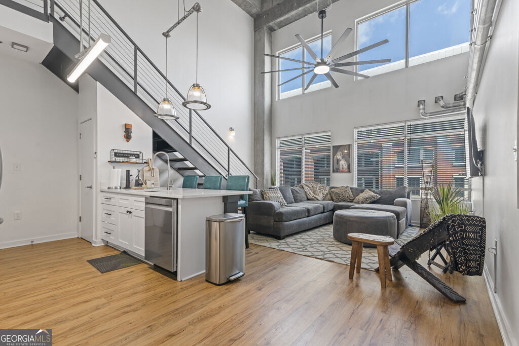 260 18th Street NW # 10320