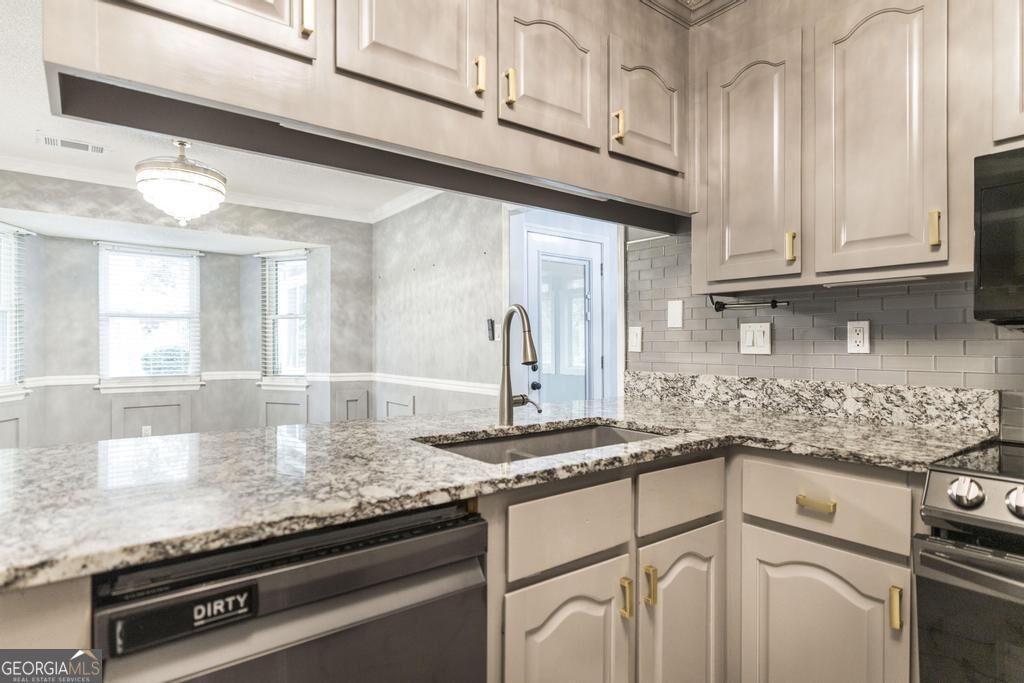 104 Turtle Dove Court Property Photo 11