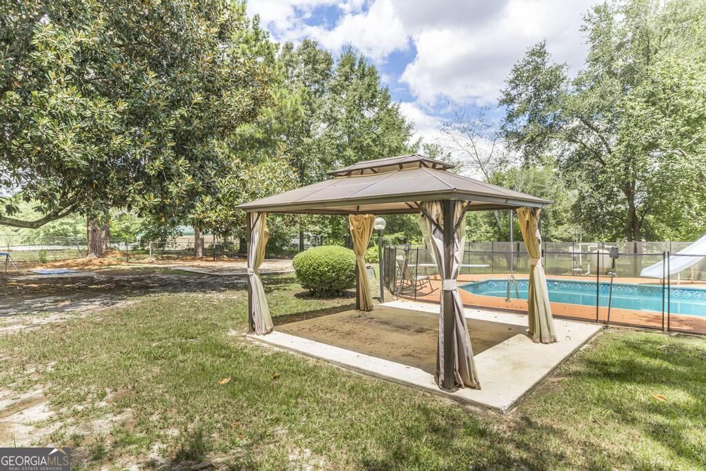 104 Turtle Dove Court Property Photo 30