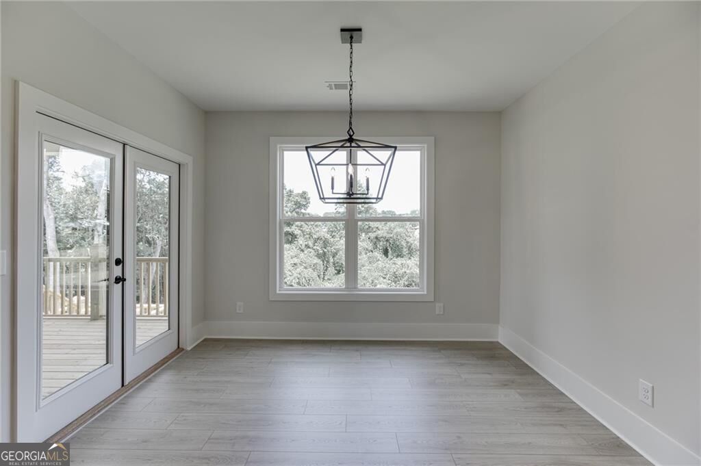 240 Wilbanks Street Property Photo 23