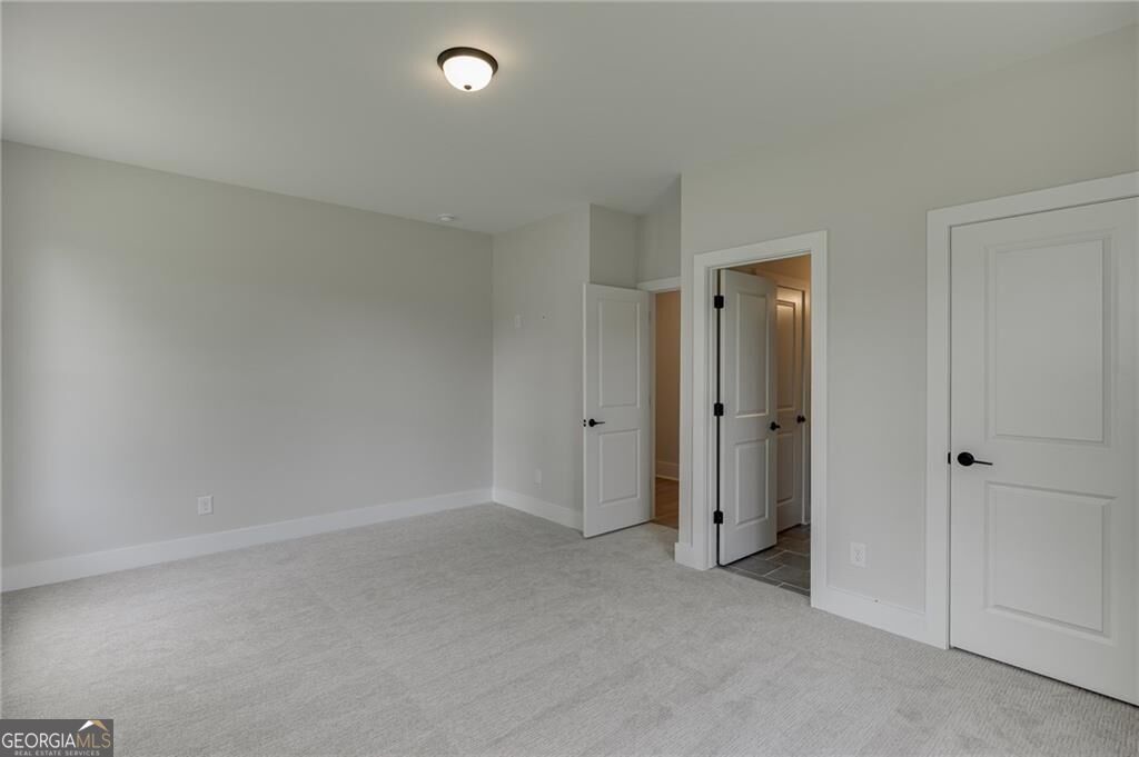 240 Wilbanks Street Property Photo 27