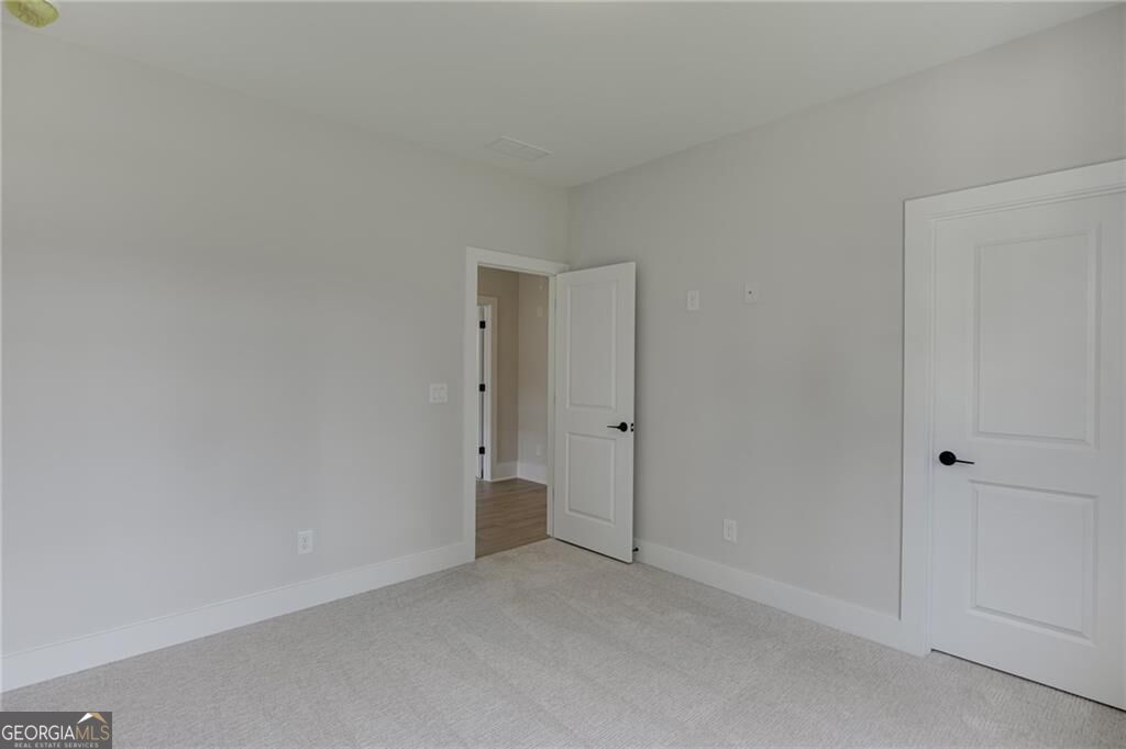 240 Wilbanks Street Property Photo 30