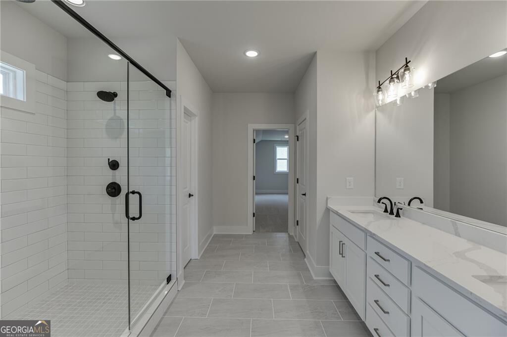 240 Wilbanks Street Property Photo 38
