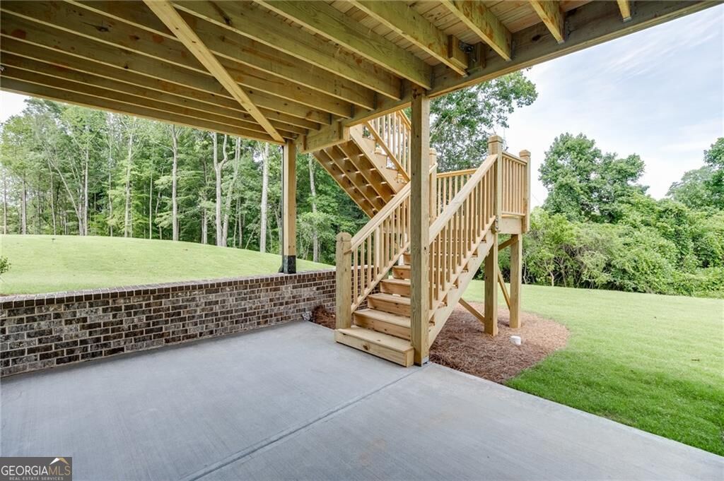 240 Wilbanks Street Property Photo 45