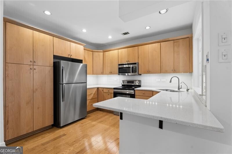 175 15th Street Ne # 409 Property Photo 7