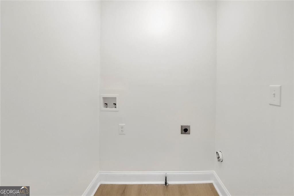 4491 Calumet Drive Nw Property Photo 27