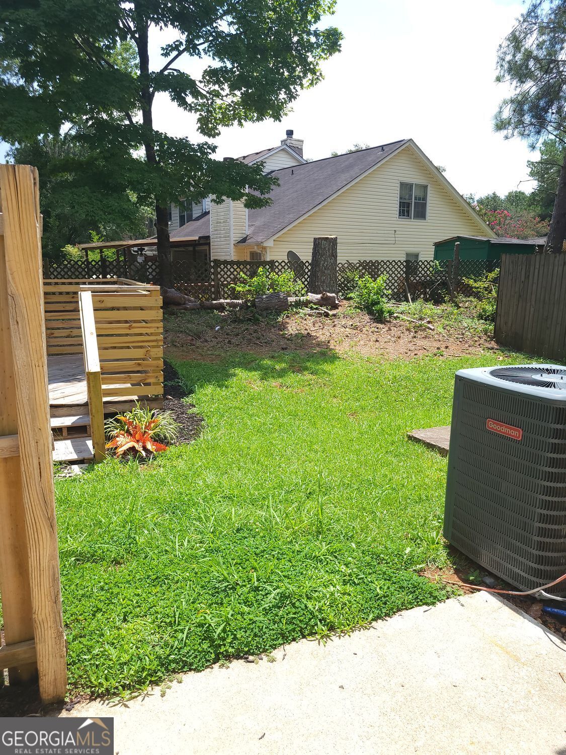 1685 Hunting Creek Drive Property Photo 6