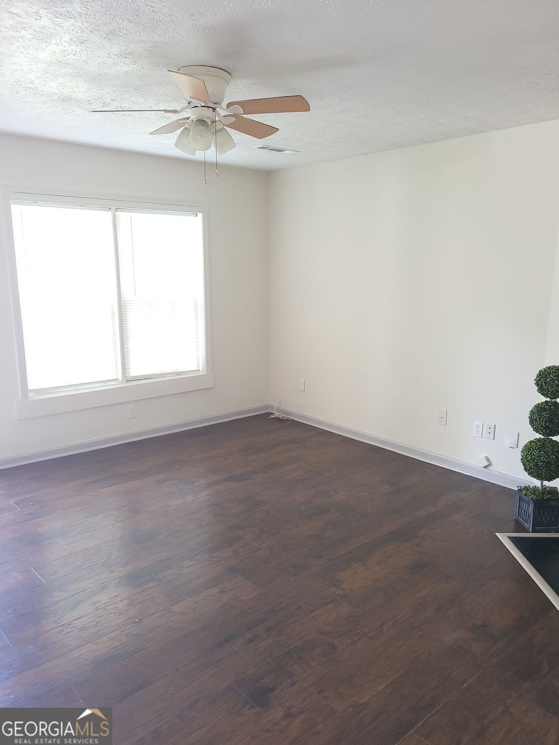 1685 Hunting Creek Drive Property Photo 12