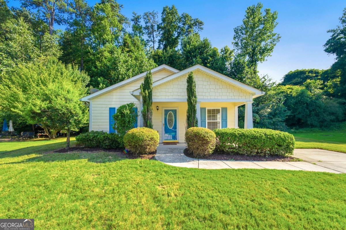 6955 Satterlee Woods Lane Property Photo 1