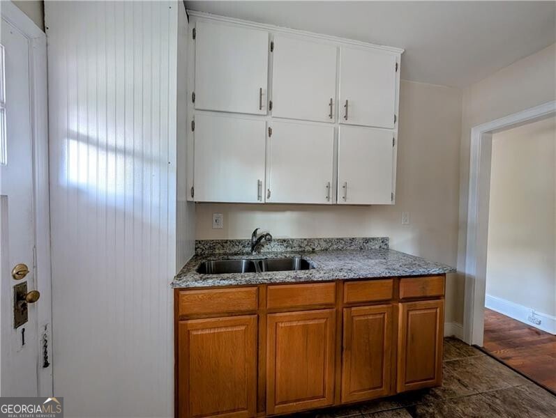 1761 John Calvin Avenue # 4 Property Photo 10