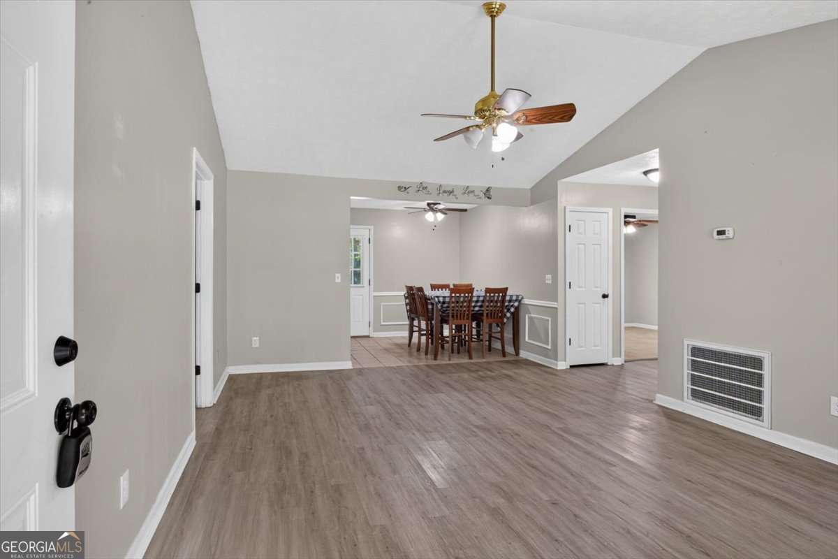 129 Whispering Pine Lane Ne Property Photo 11