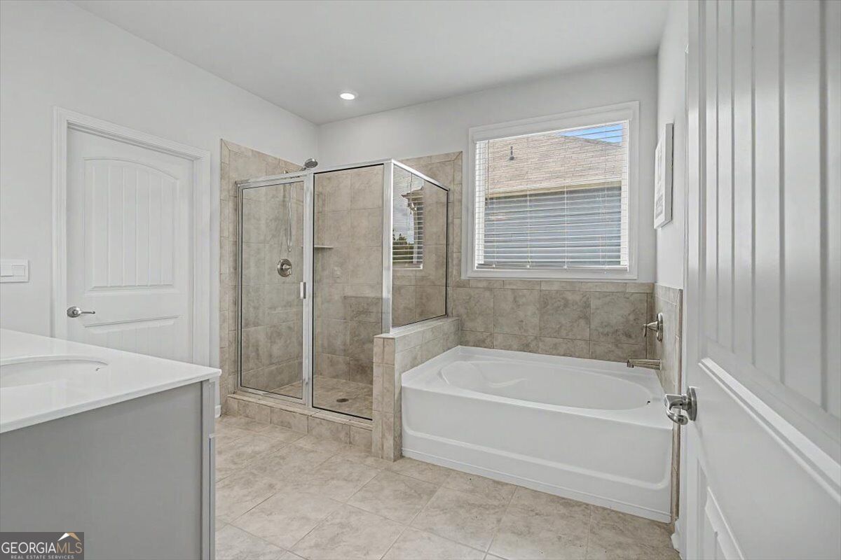 7442 Jennadee Drive Property Photo 20