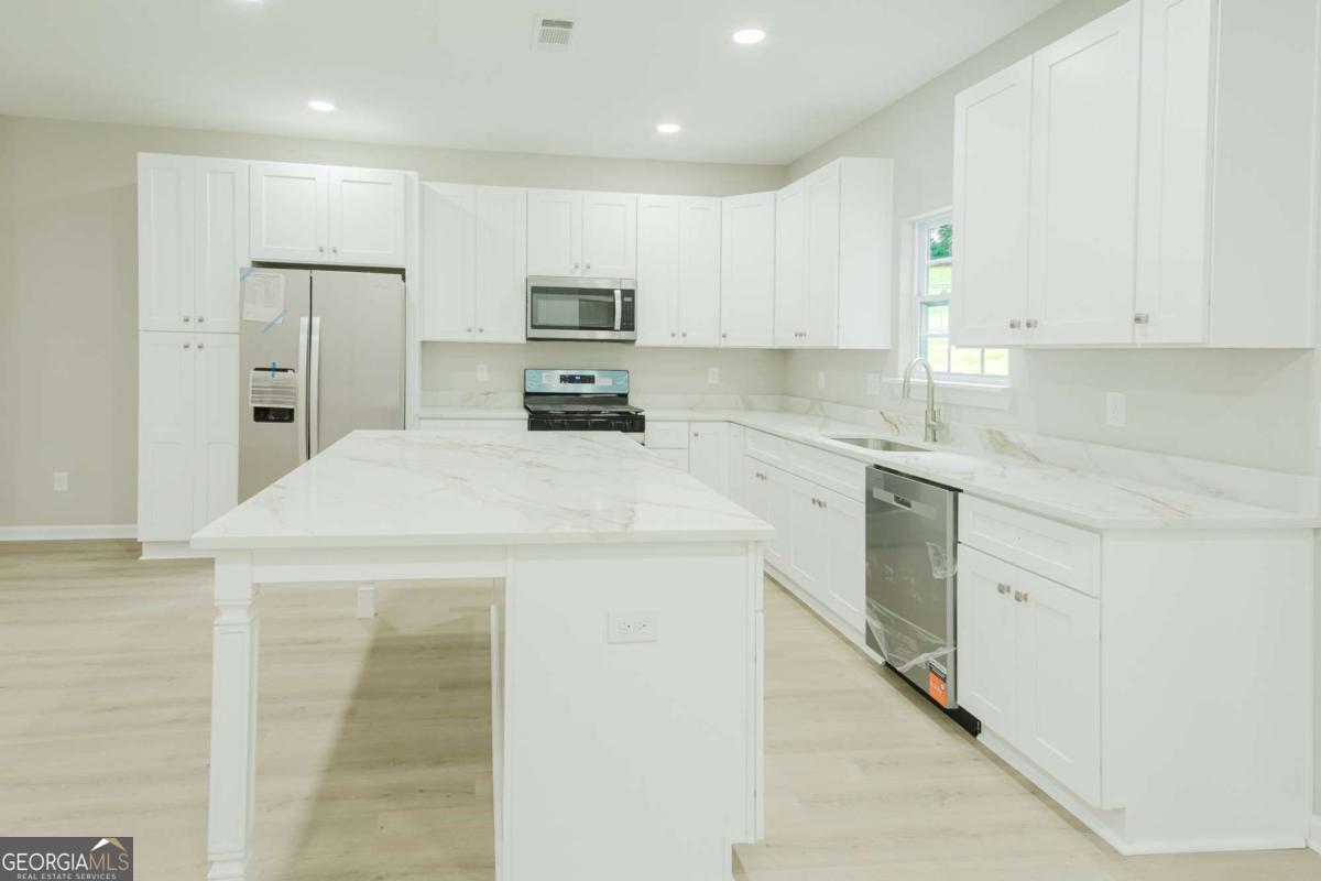 35 Guthrie Place Property Photo 7