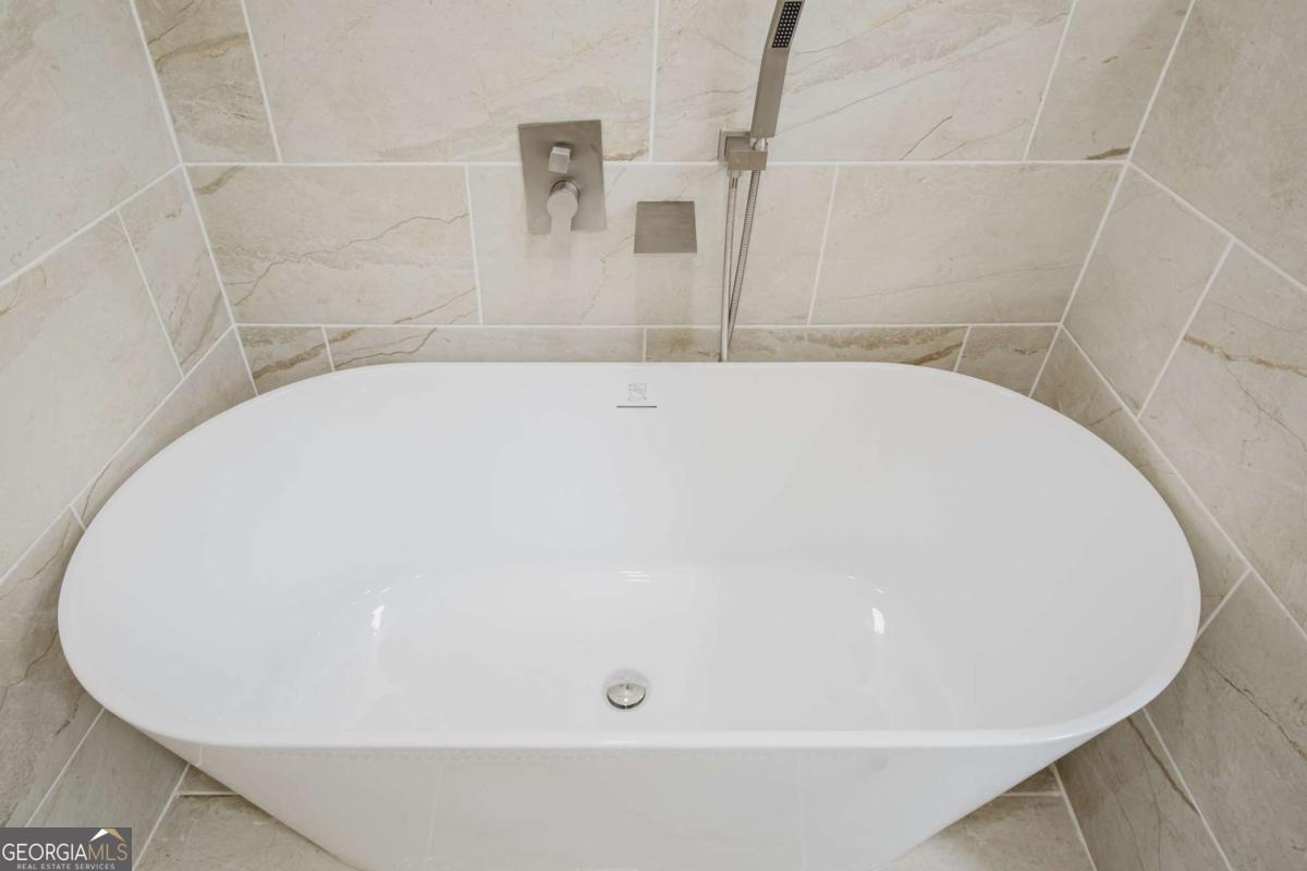 35 Guthrie Place Property Photo 29