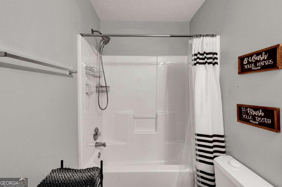 106 Trafalgar Court Property Photo 12