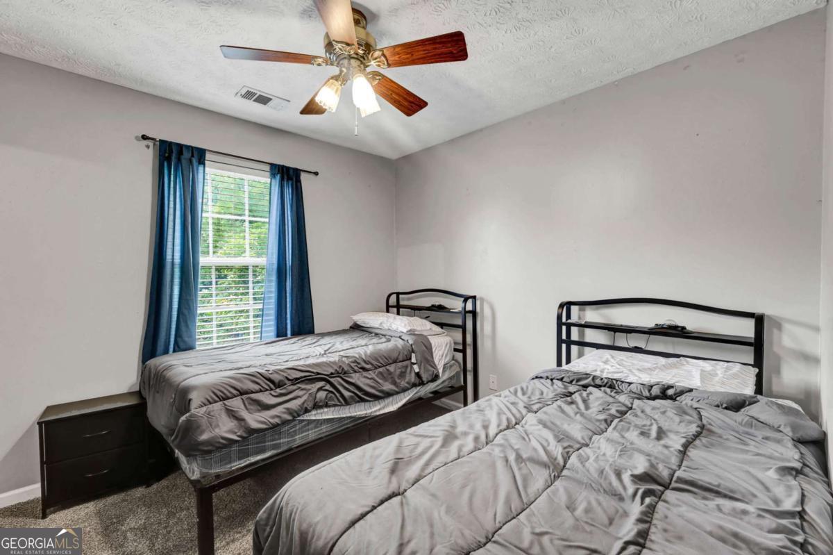 106 Trafalgar Court Property Photo 18