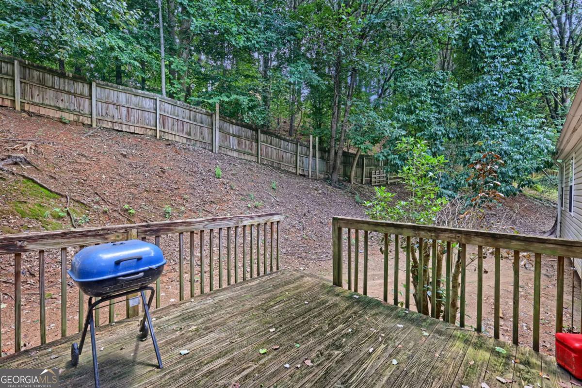 106 Trafalgar Court Property Photo 28