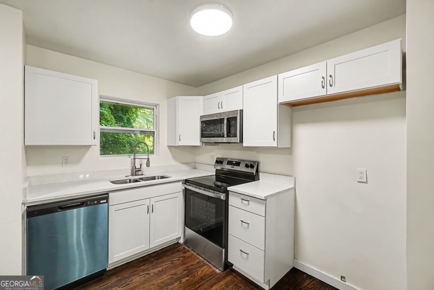 4123 Pilgrim Place Property Photo 9