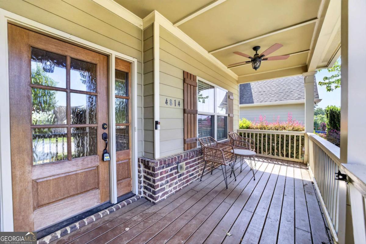 4814 Lost Creek Drive Property Photo 4