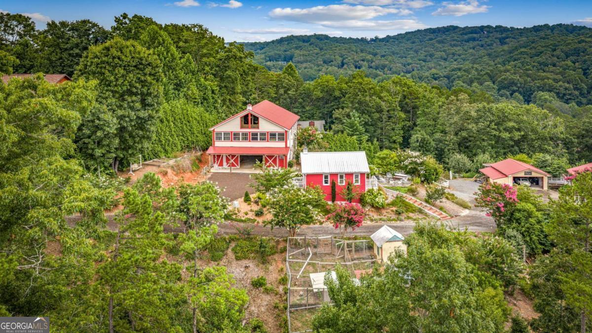 53 Fox Run # 77 Property Photo 2
