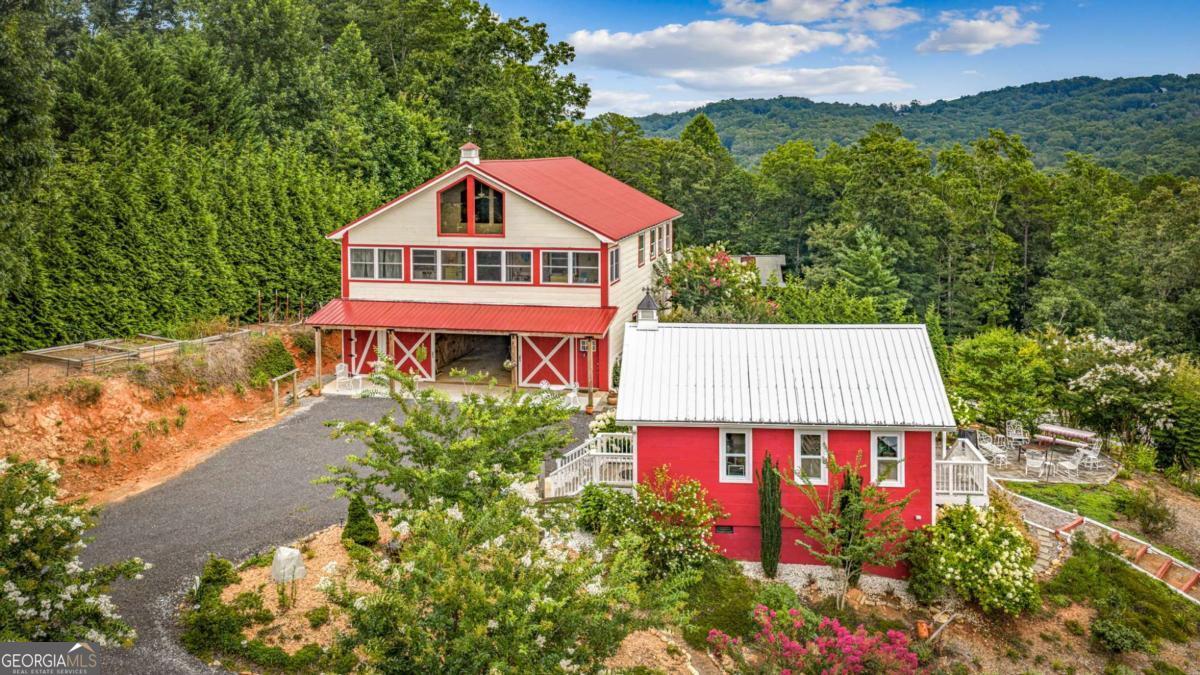 53 Fox Run # 77 Property Photo 5