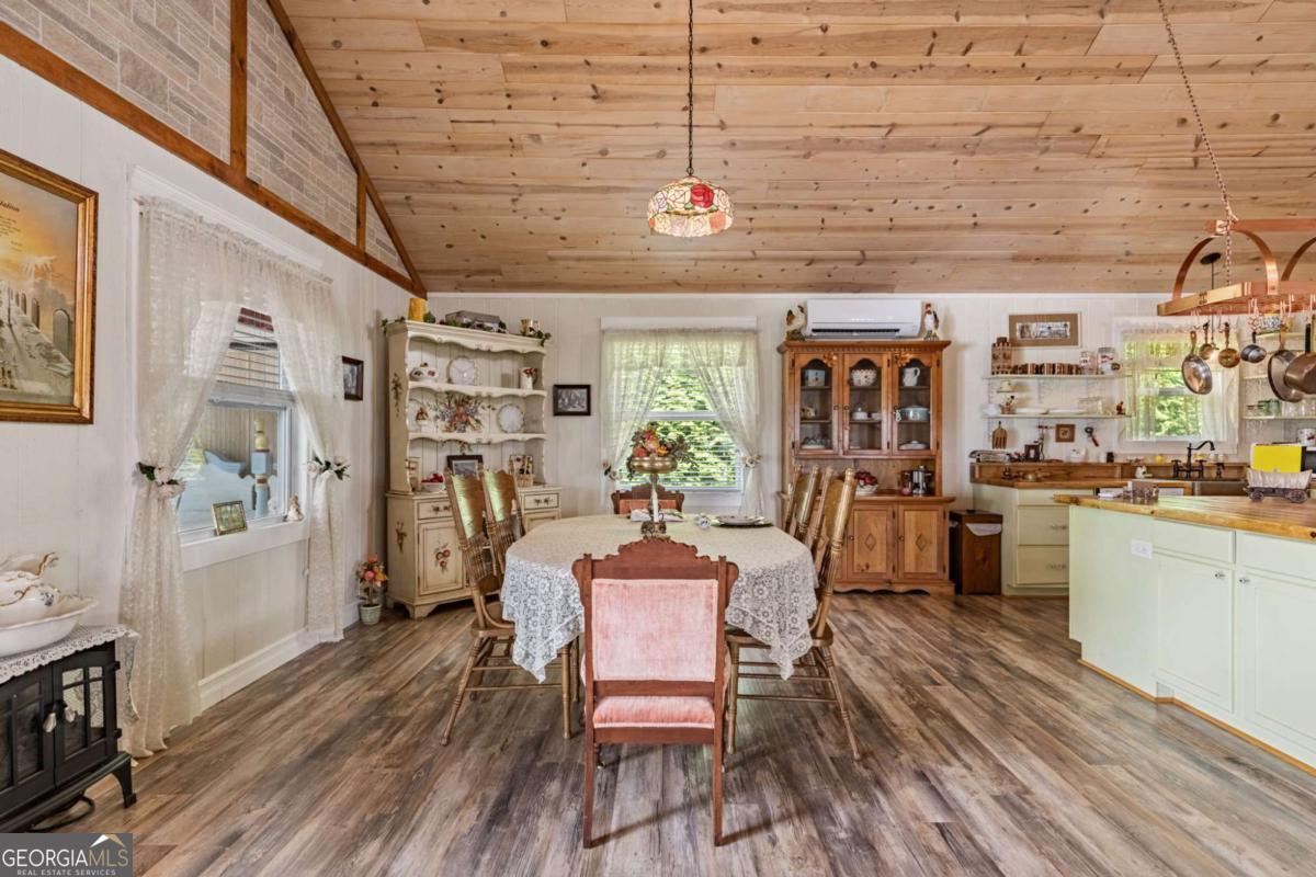 53 Fox Run # 77 Property Photo 41