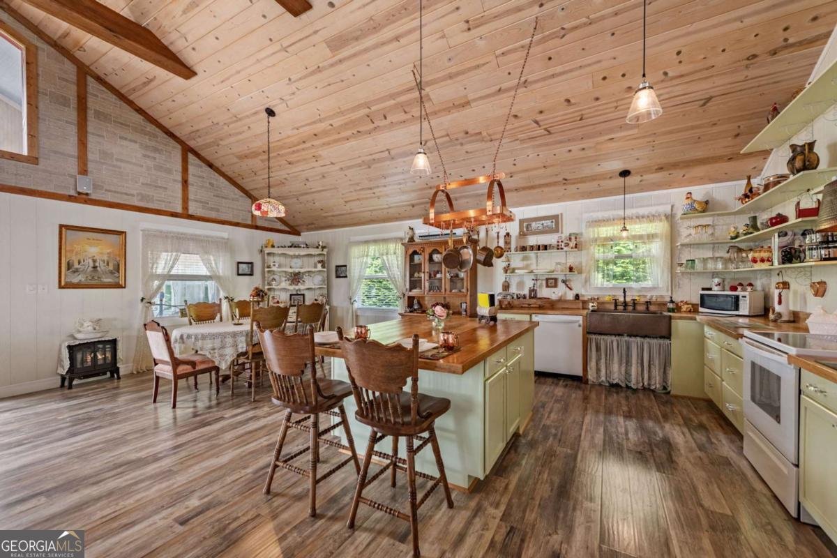 53 Fox Run # 77 Property Photo 46