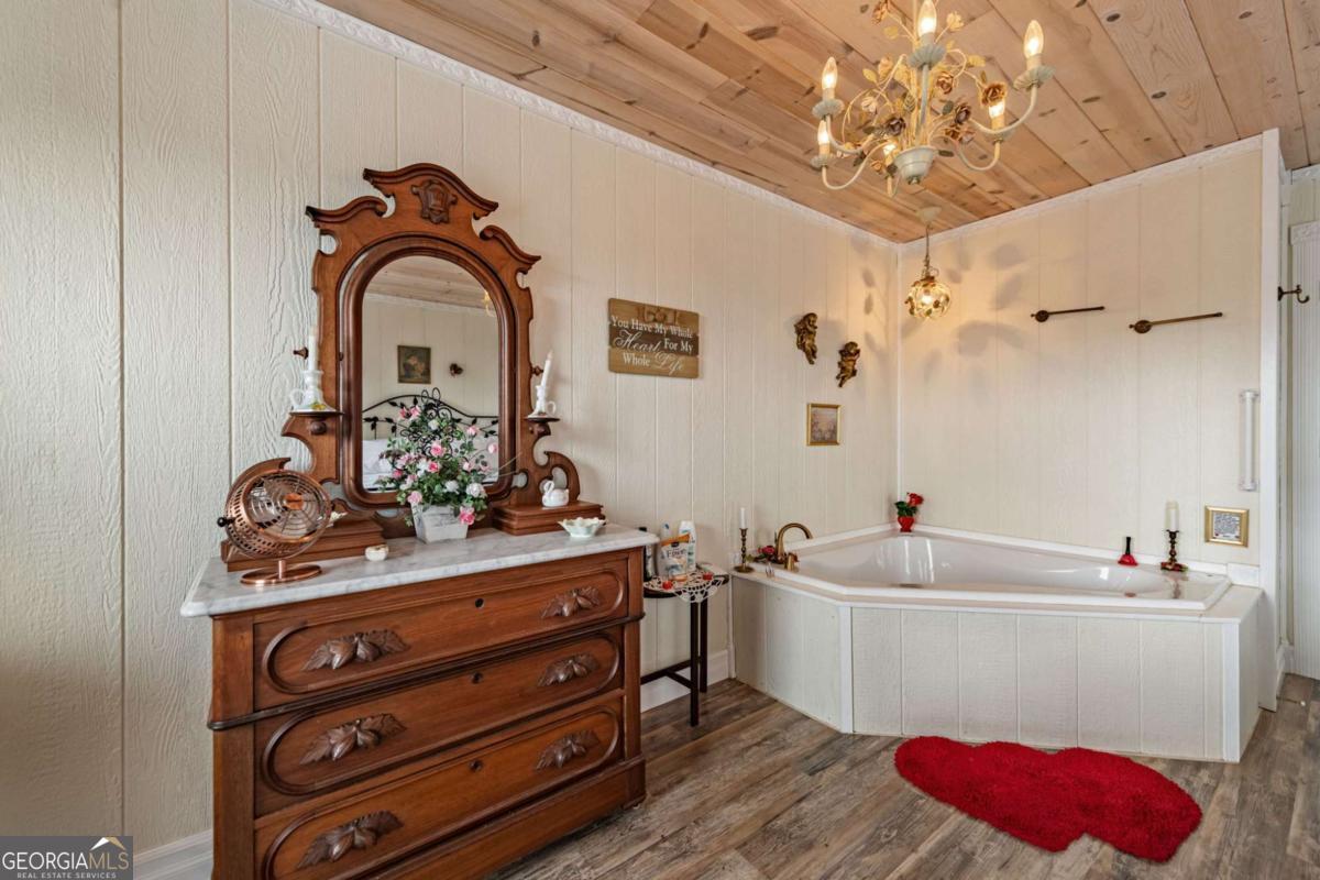 53 Fox Run # 77 Property Photo 62