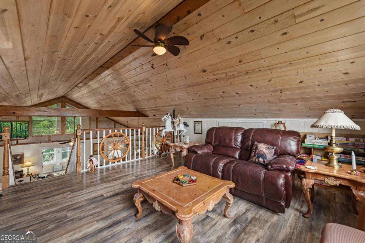 53 Fox Run # 77 Property Photo 68