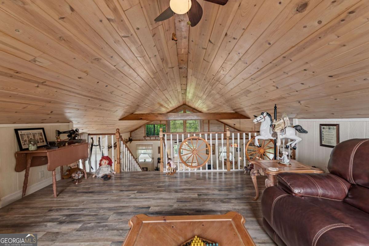 53 Fox Run # 77 Property Photo 69