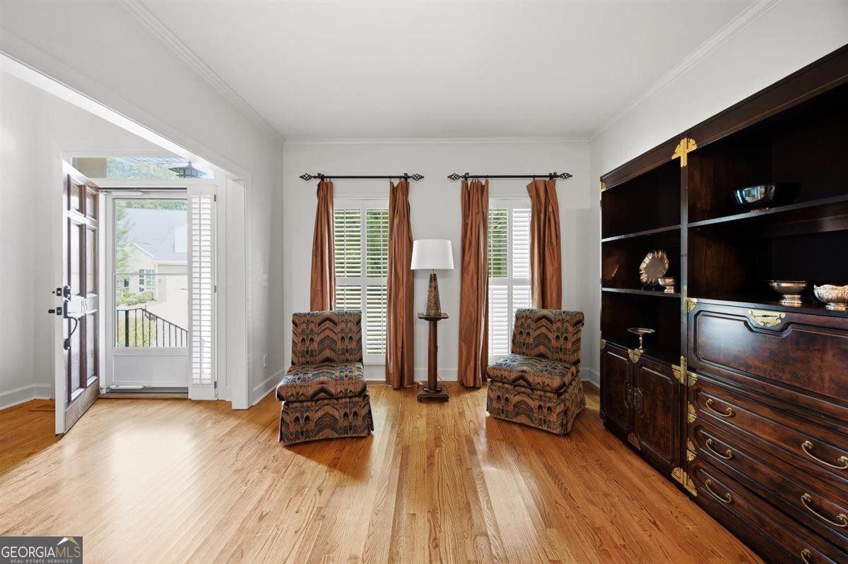 155 N Wellington Property Photo 2