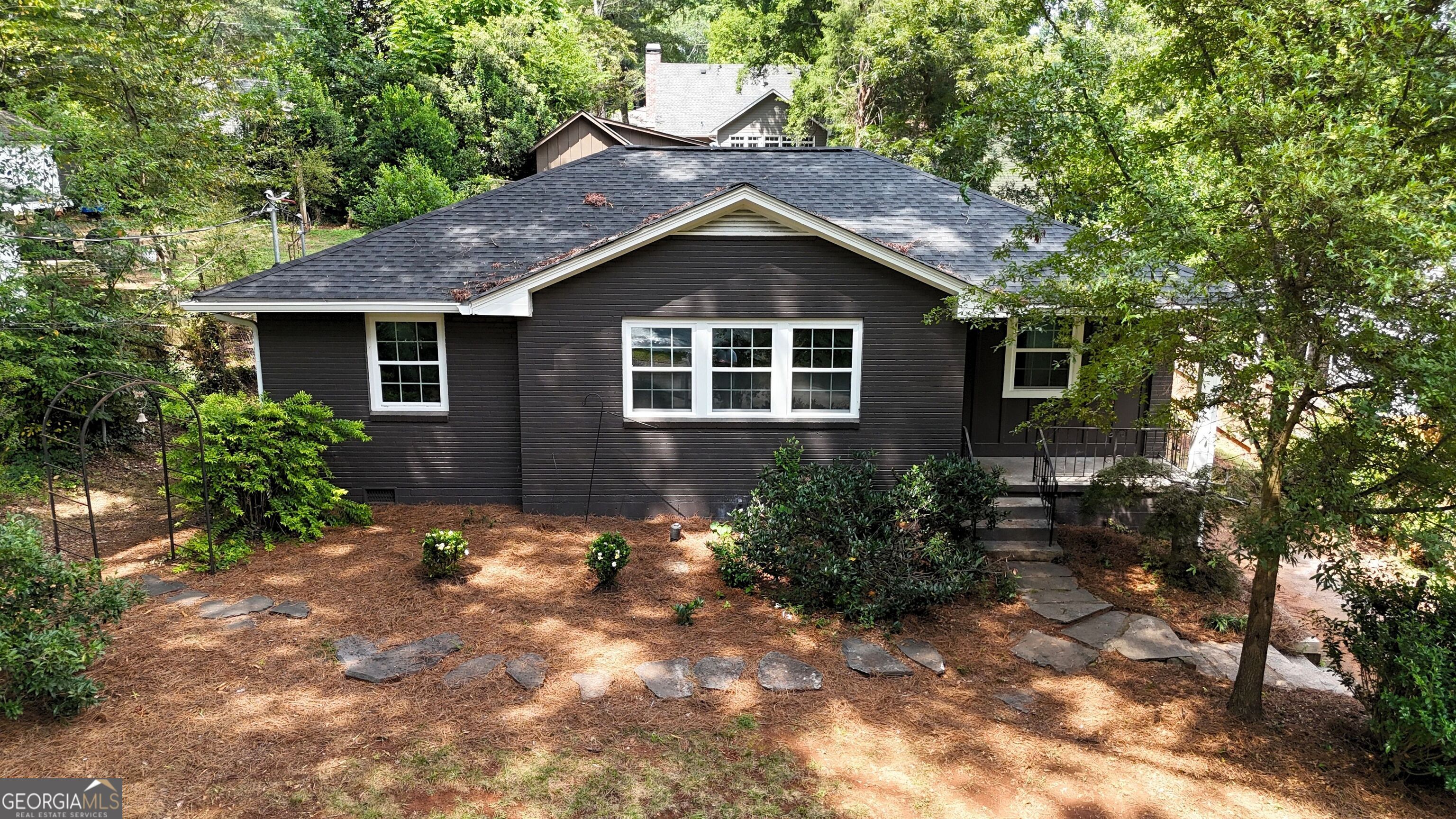 272 Cascade Drive Nw Property Photo 1