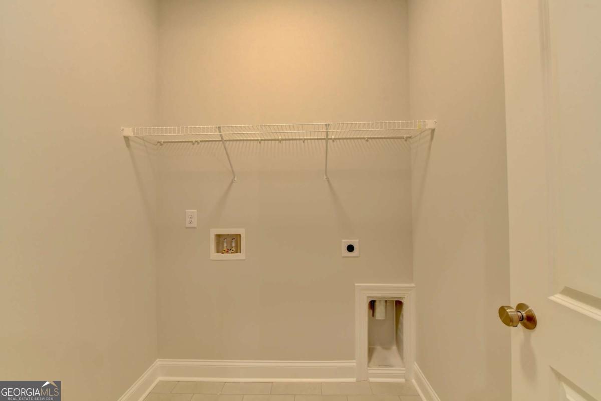 4536 Molder Drive Property Photo 37