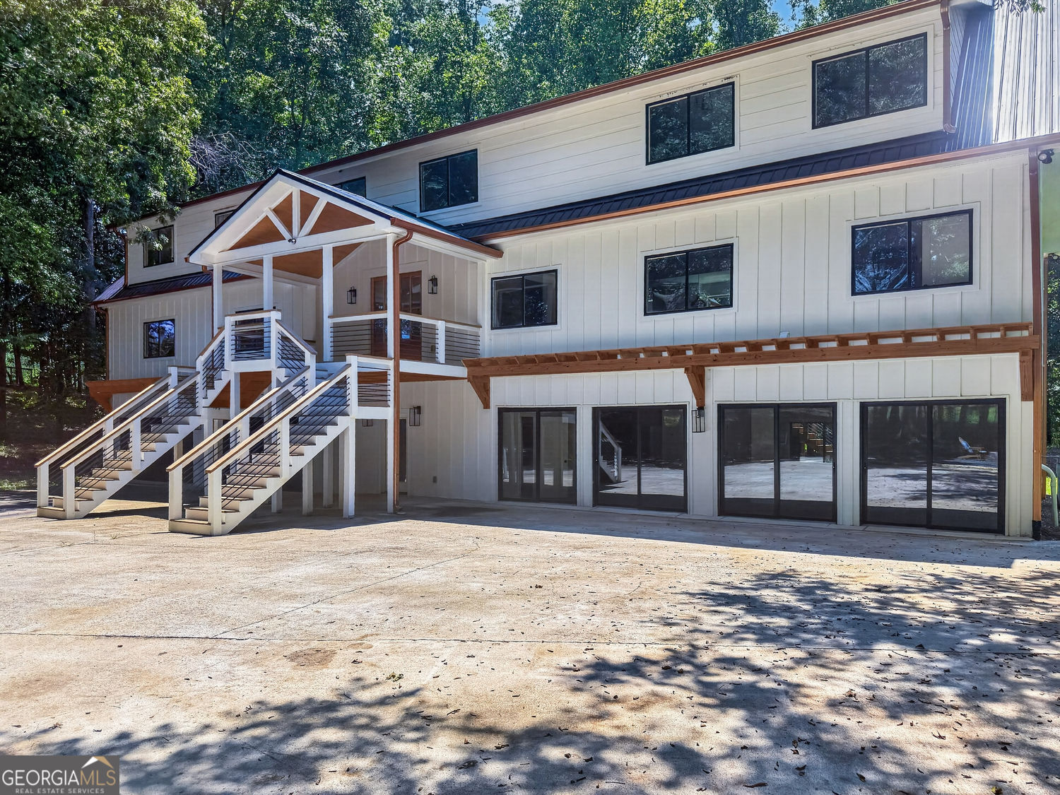 40 Crowe Road Property Photo 2