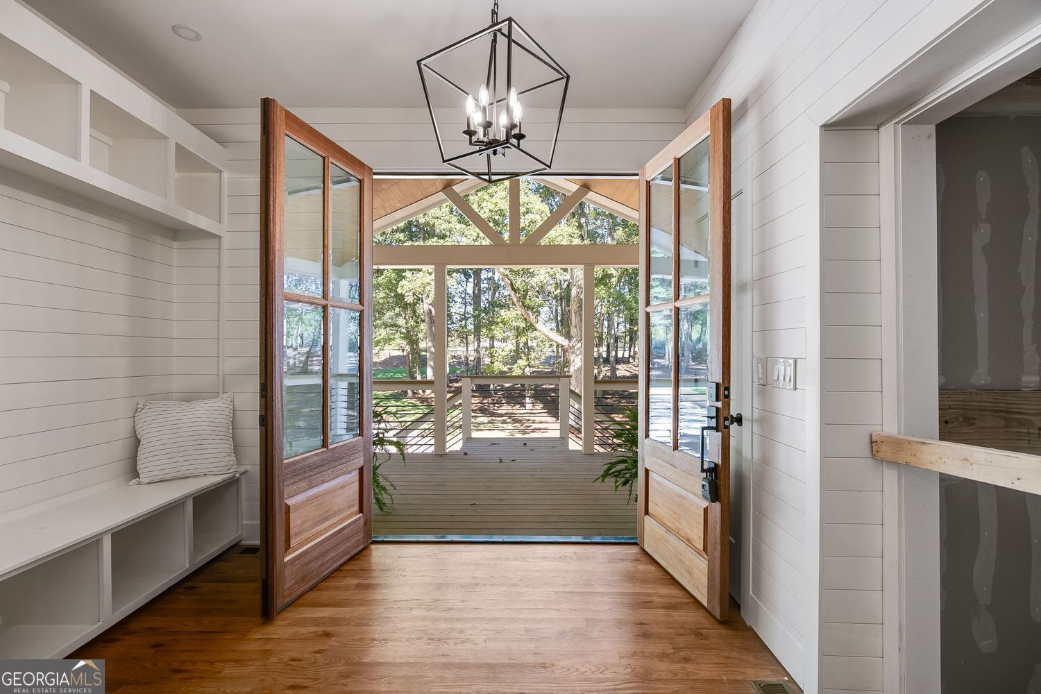 40 Crowe Road Property Photo 17
