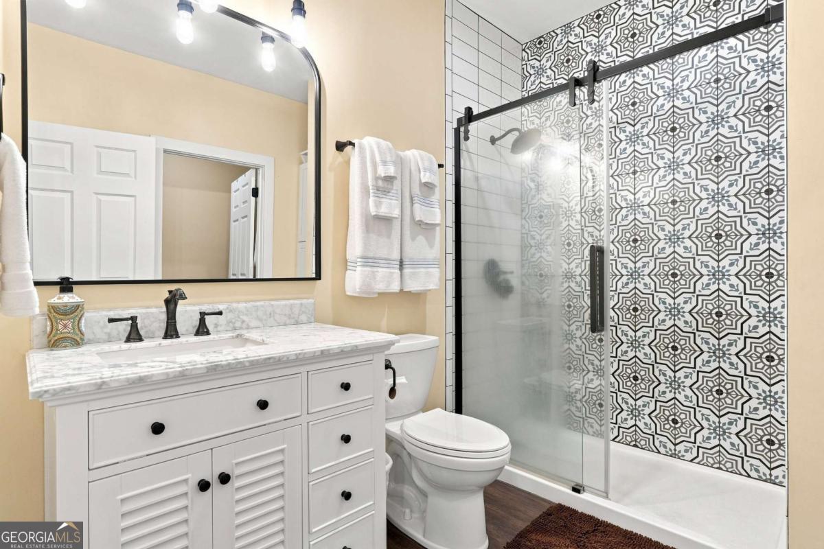 216 Mockingbird Lane Property Photo 36