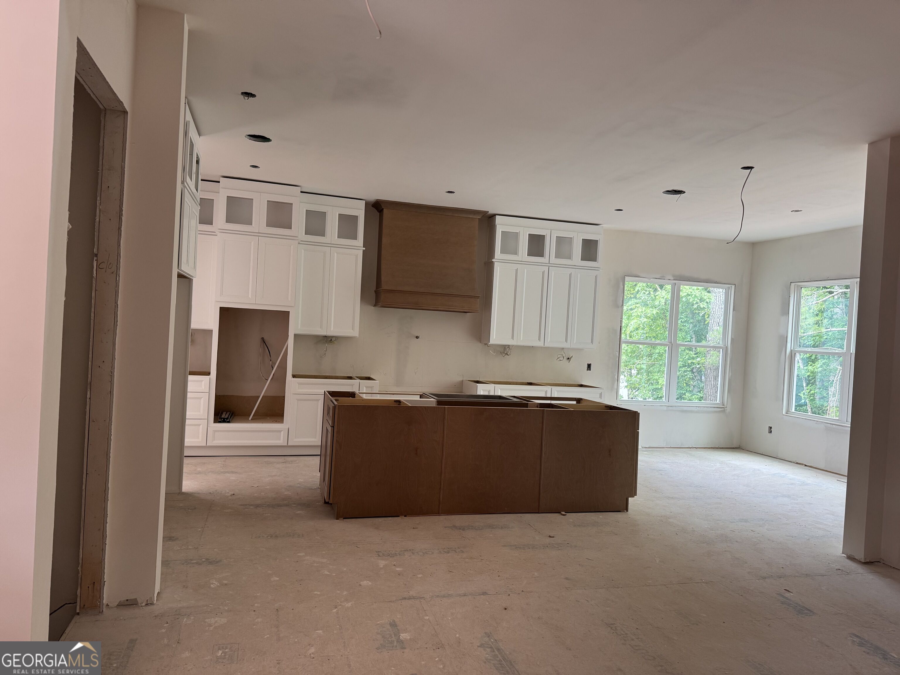 5990 Warpath Road Property Photo 10
