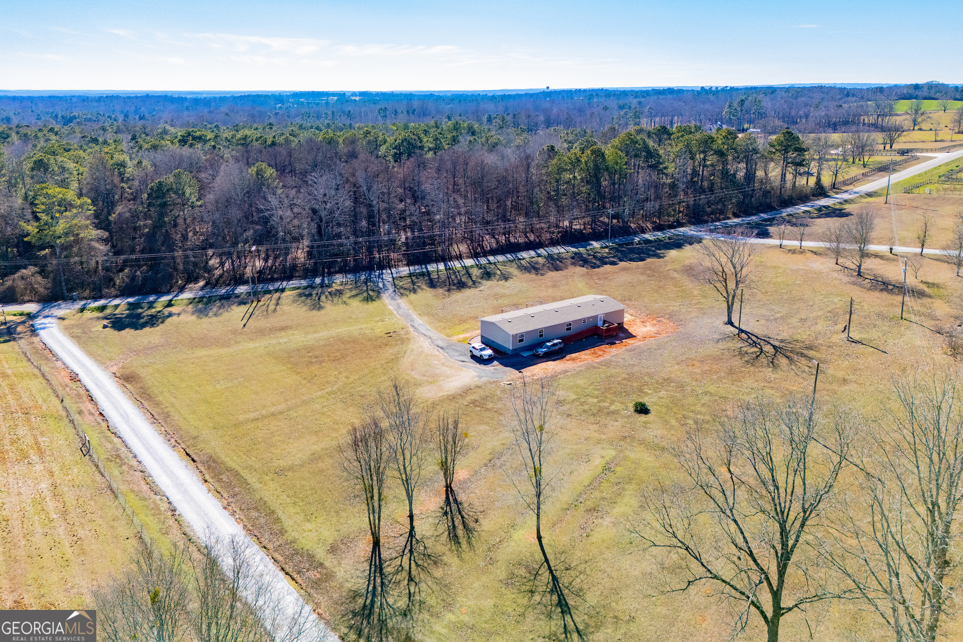 450 Glenloch Road Property Photo 1