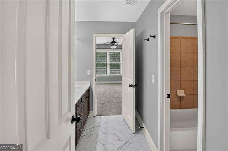 315 Peninsula Point Property Photo 47