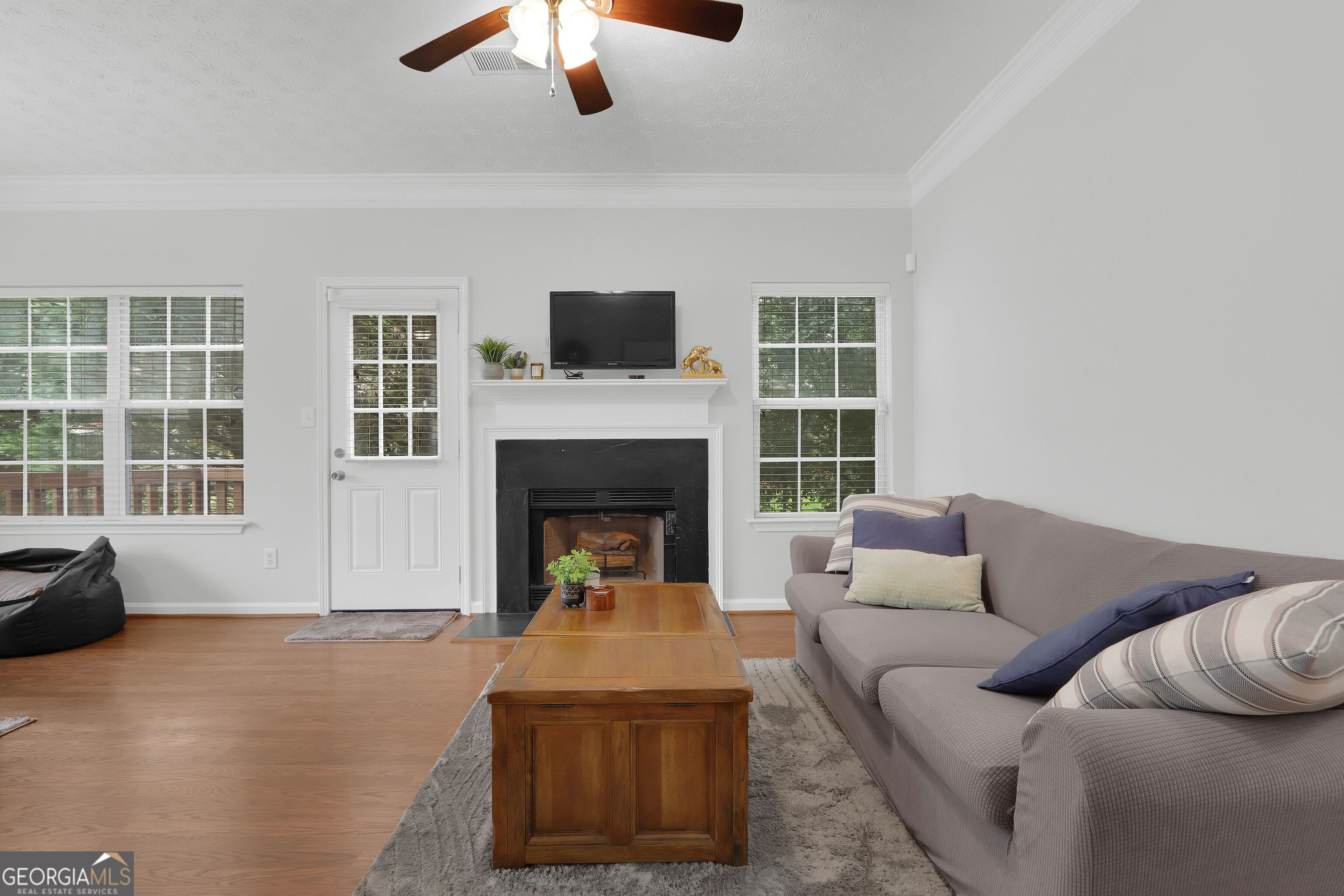 5252 Pinnacle Point Court Property Photo 10