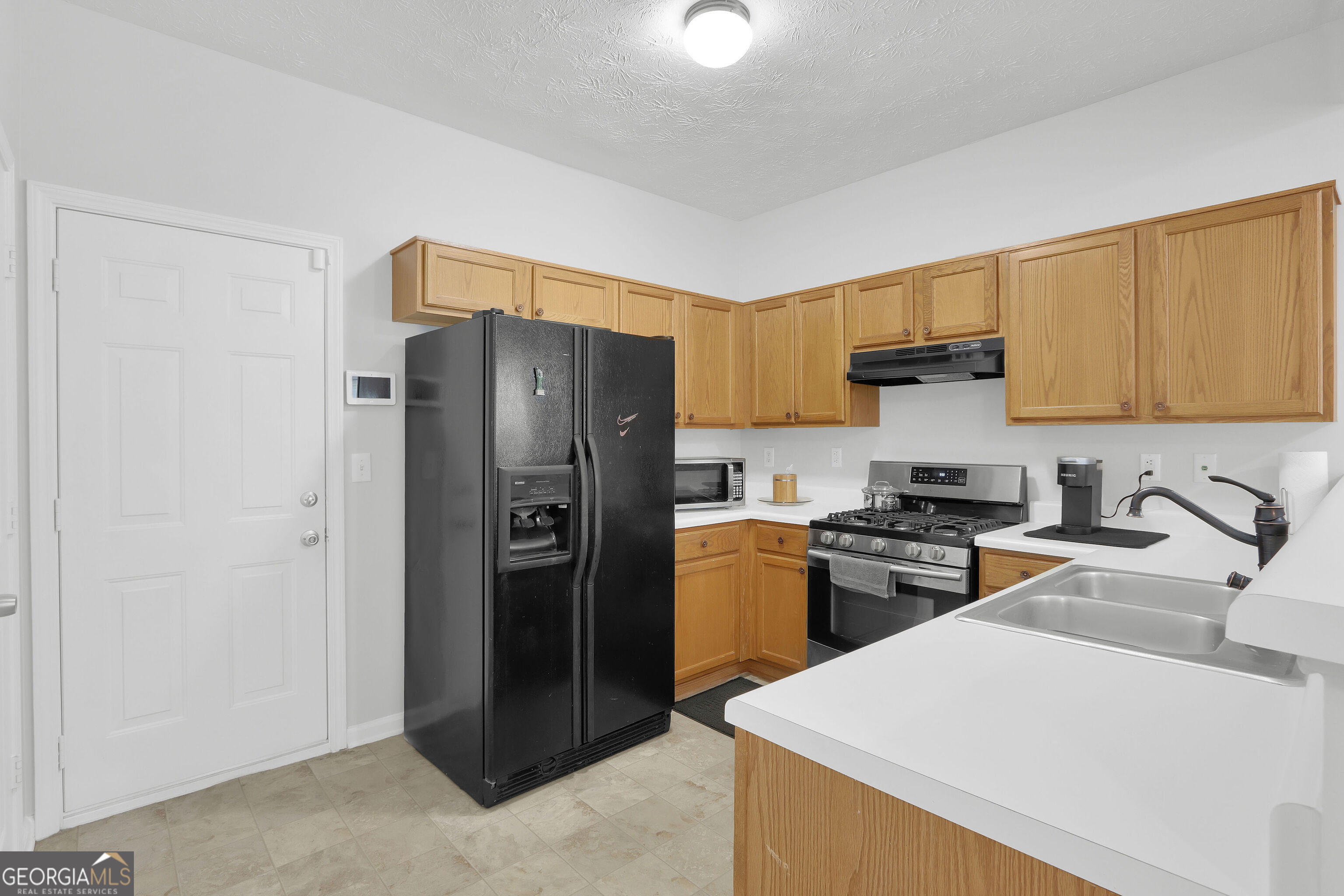 5252 Pinnacle Point Court Property Photo 16