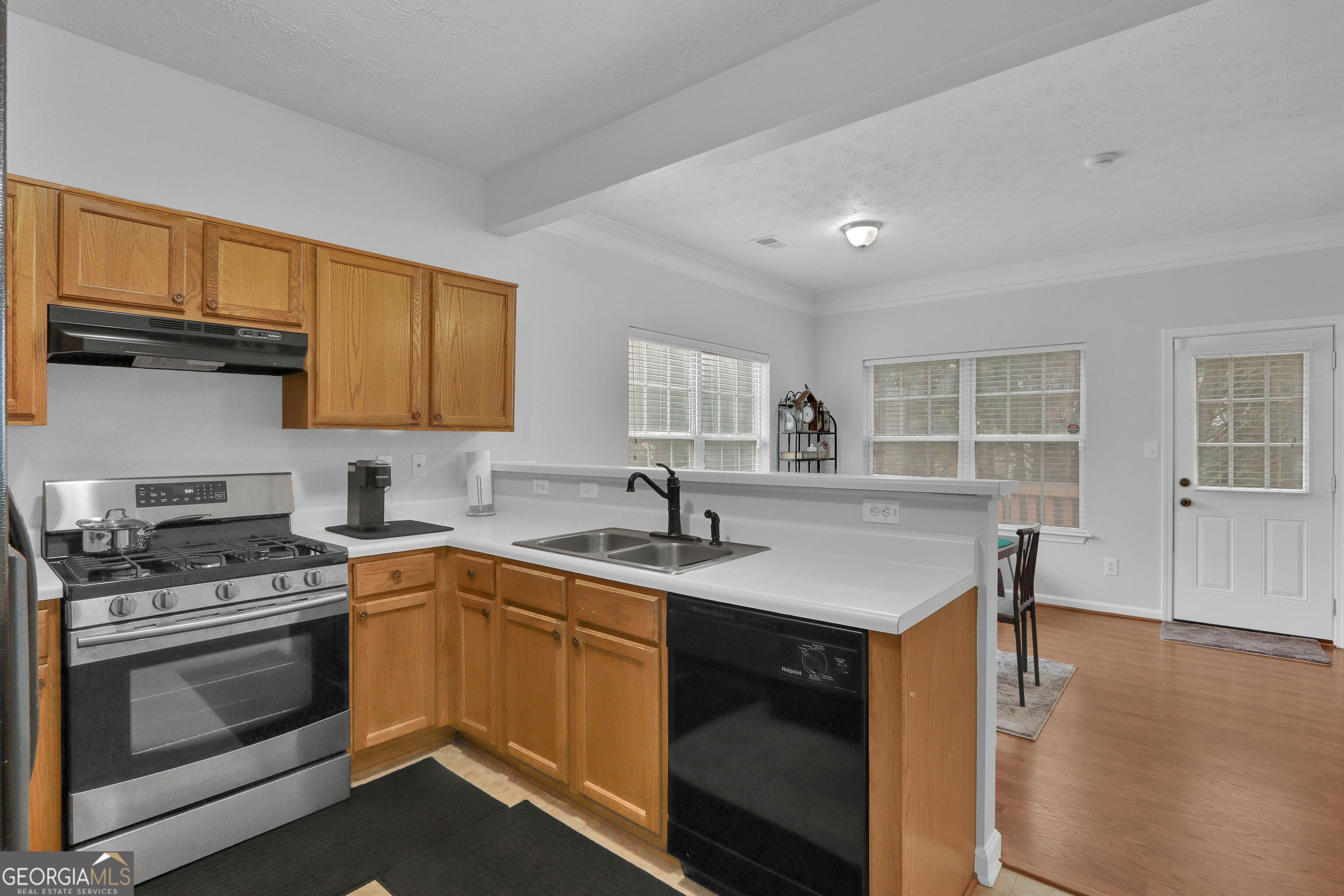 5252 Pinnacle Point Court Property Photo 17