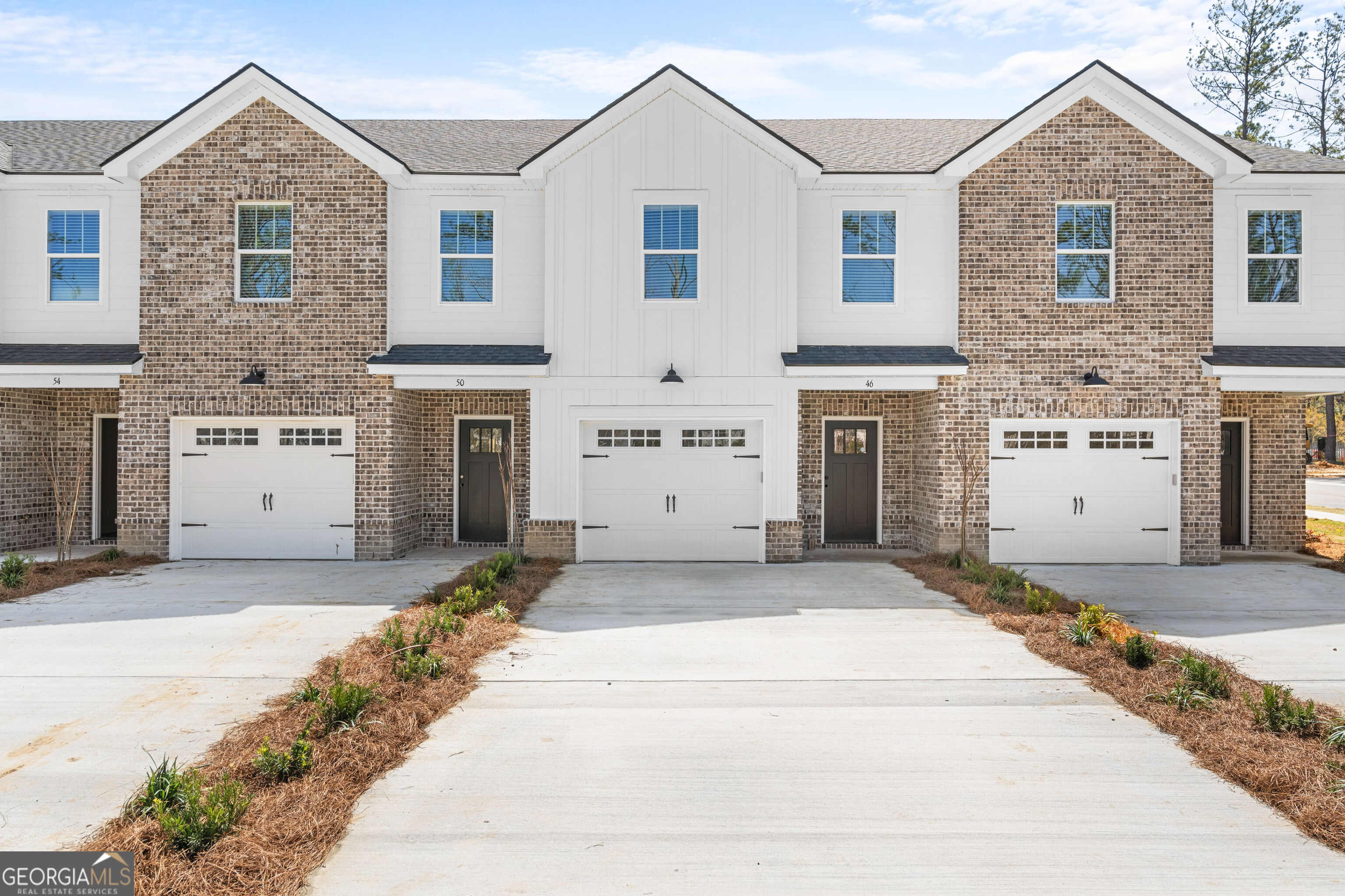 15 Azalea Lane Property Photo 1