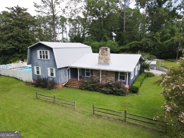 817 Golf Drive Property Photo 2