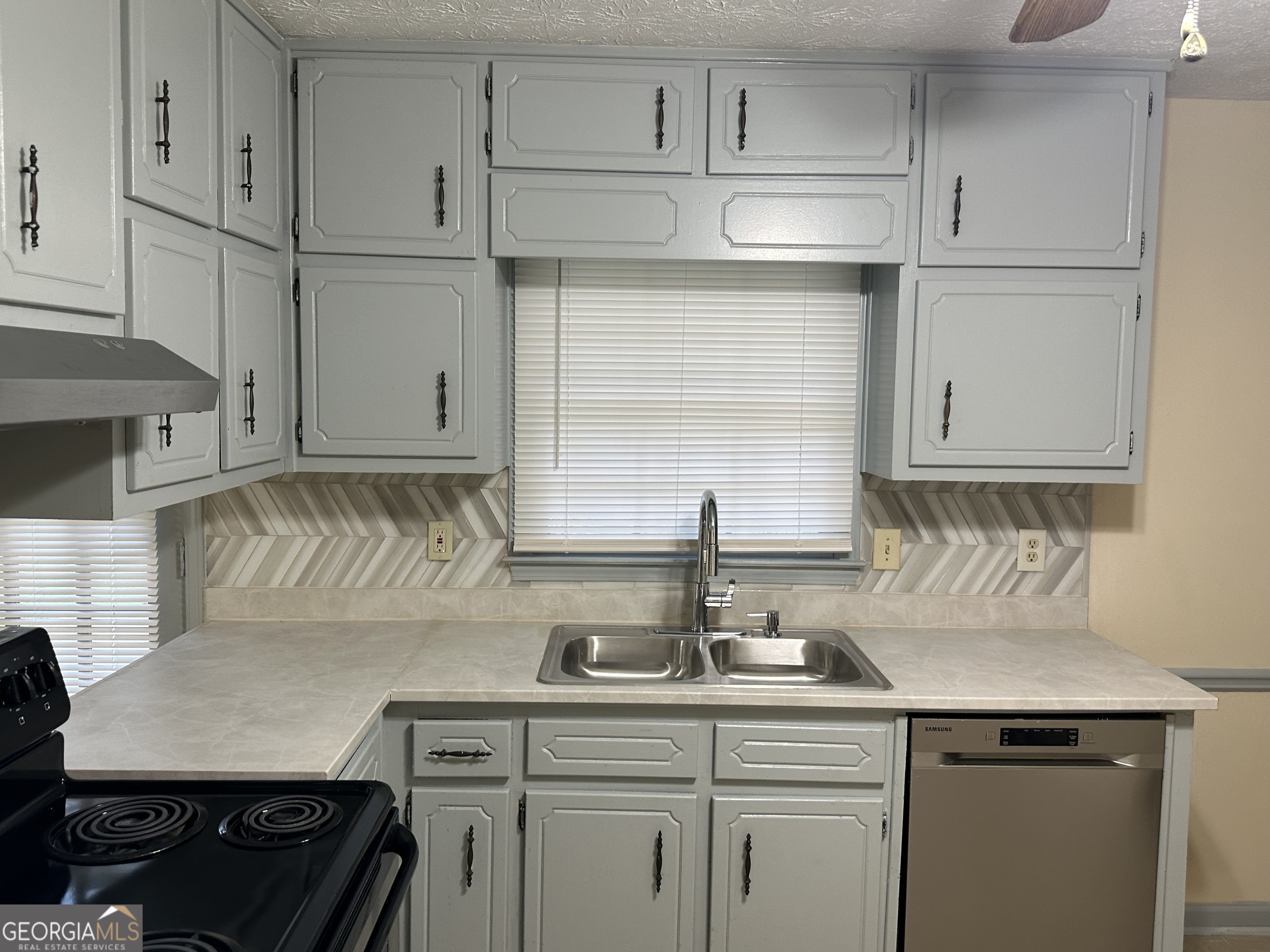 178 Hill Lane Property Photo 44
