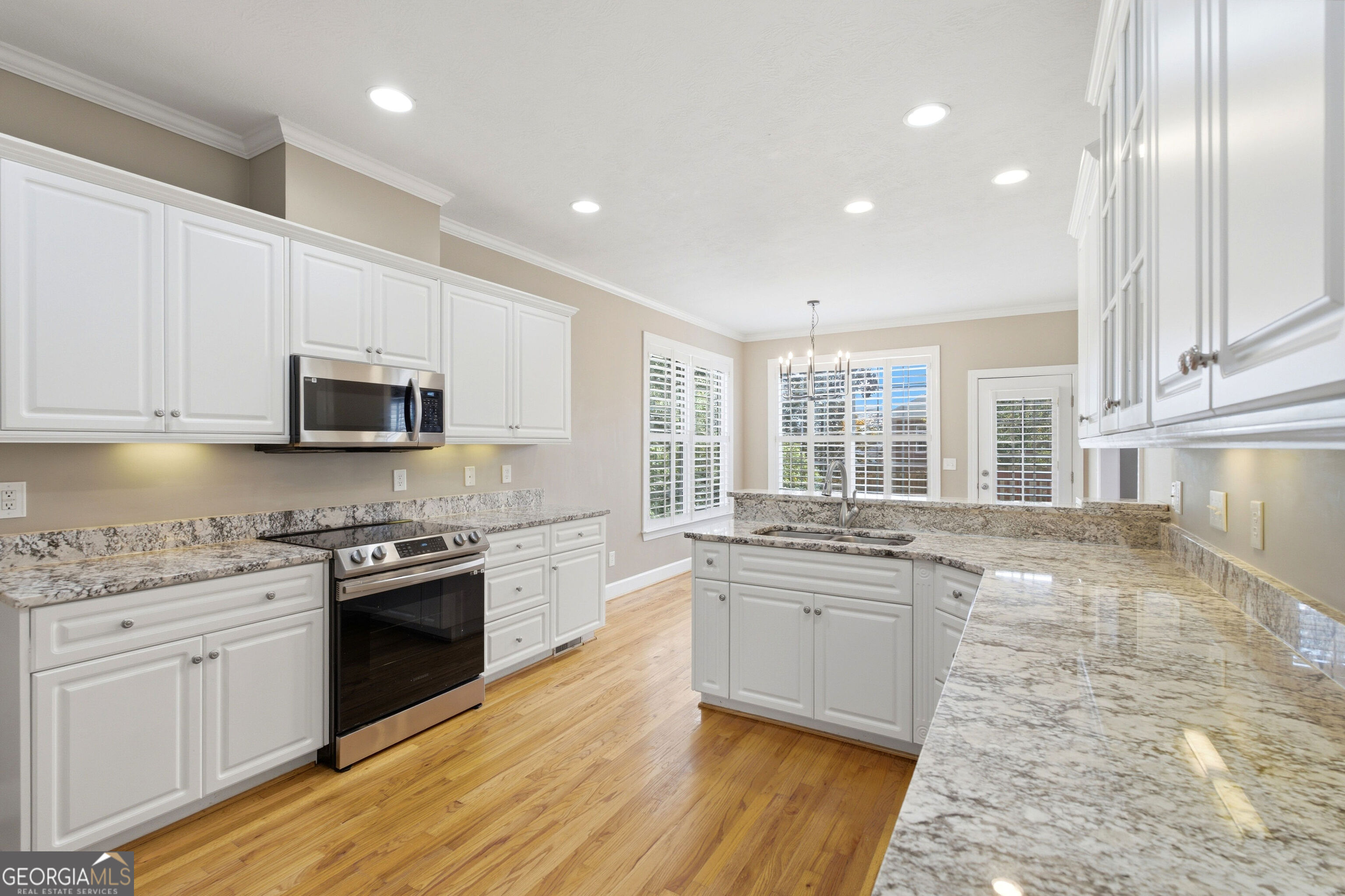 3707 Pavilion Drive Property Photo 10